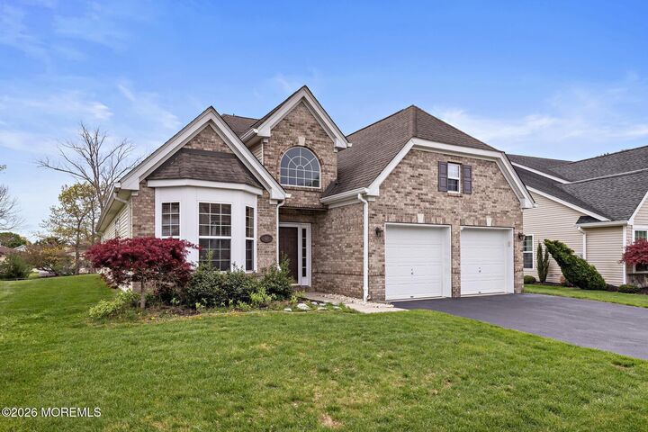 Property Photo:  61 Honeysuckle Drive  NJ 08050 