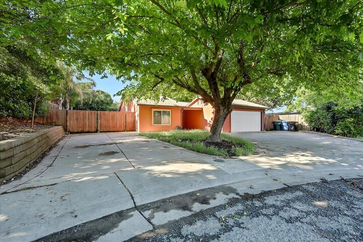 Property Photo: 5528 Eagle View Way CA 95842