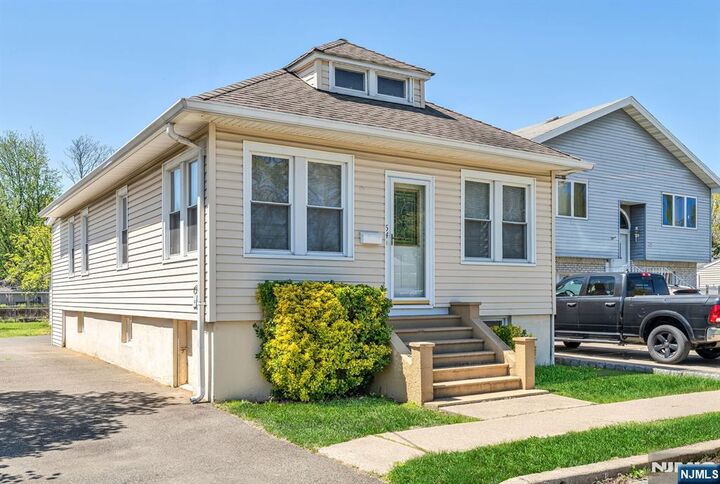 Property Photo:  54 Gall Avenue  NJ 07407 