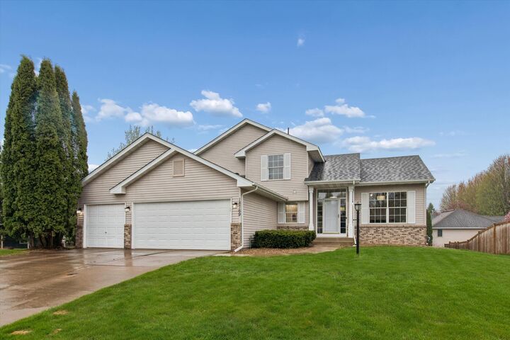 Property Photo:  18769 Englewood Way  MN 55024 