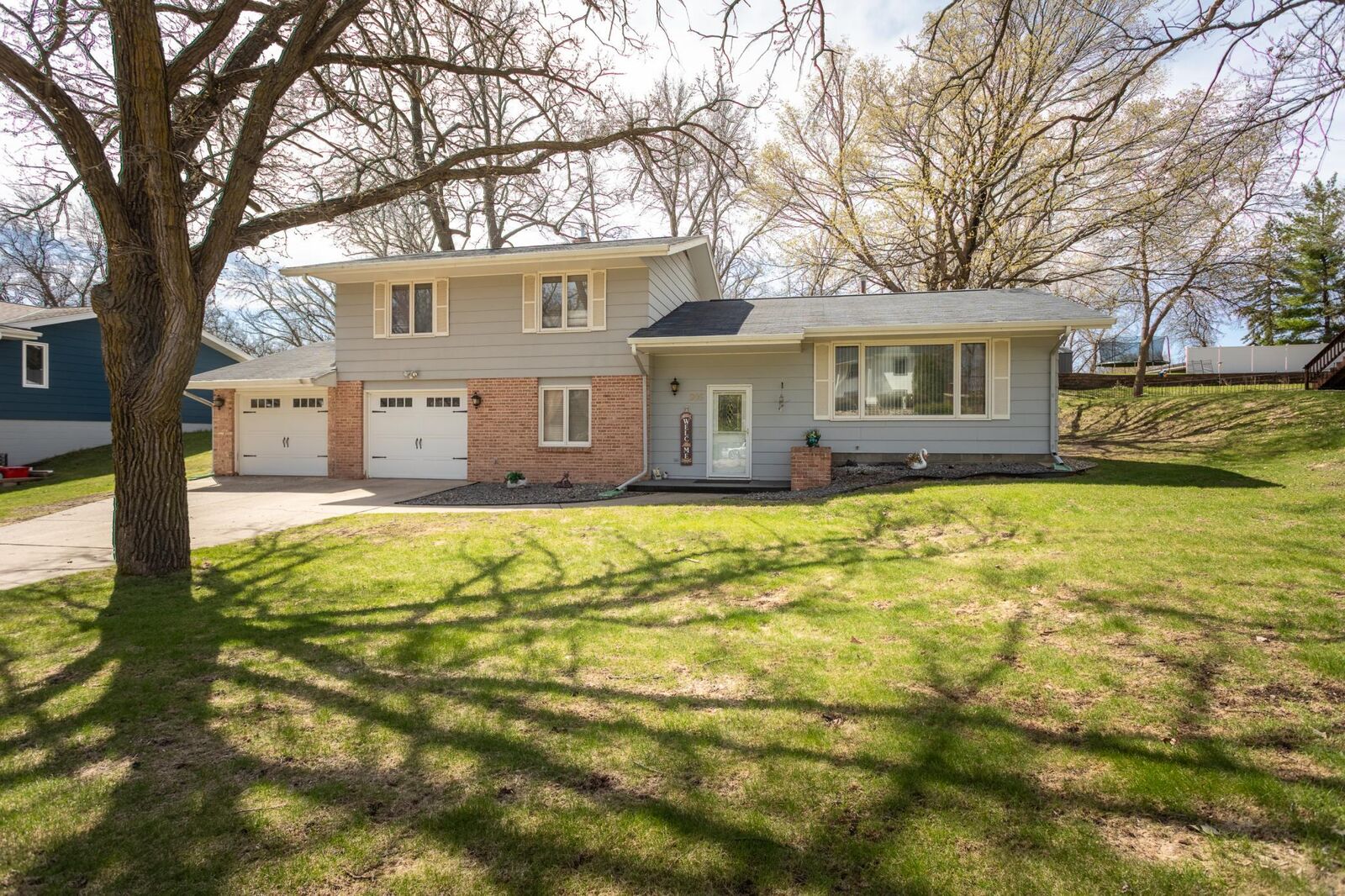 Property Photo:  905 Viking Street  MN 56308 