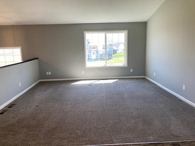 Property Photo:  828 Poplar Drive SE  MN 55353 