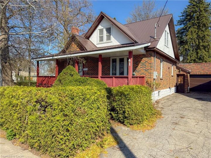 Property Photo: 41 Church Street E ON N4B 1T5