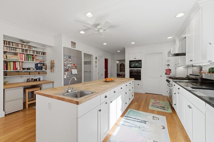Property Photo:  12 Hancock Ave  MA 02420 