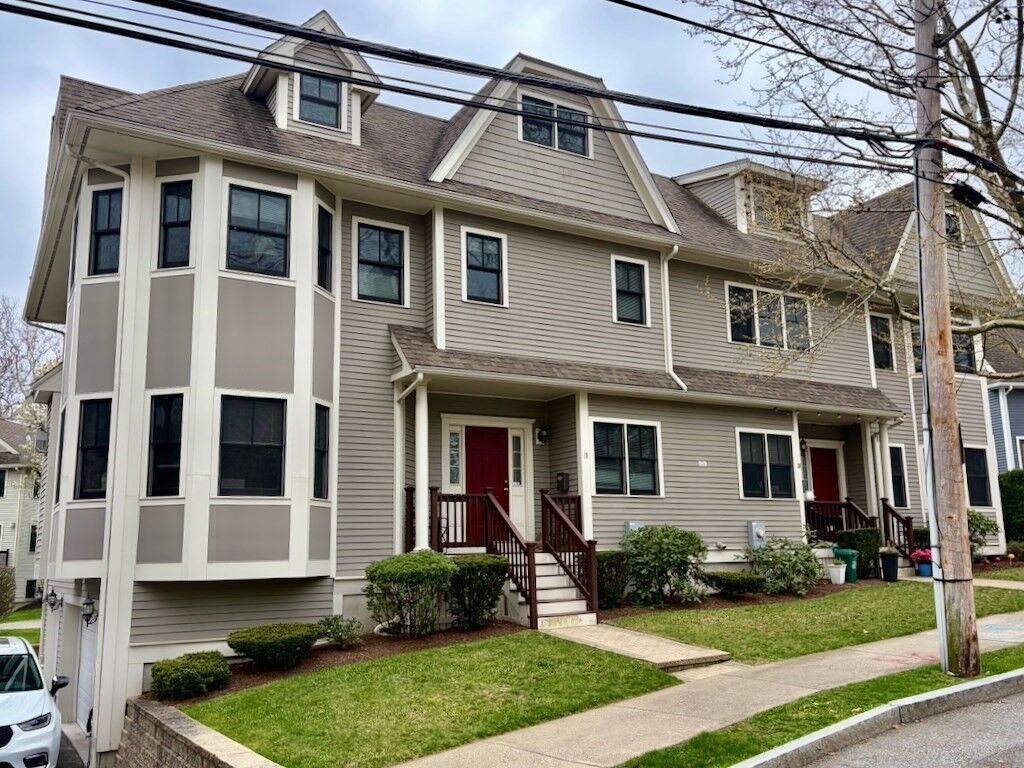 Property Photo:  20 5th Ave 20  MA 02472 