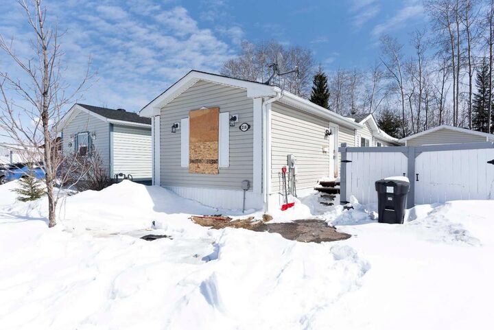 Photo de la propriété: 216 Harpe Way AB T9K 2K8