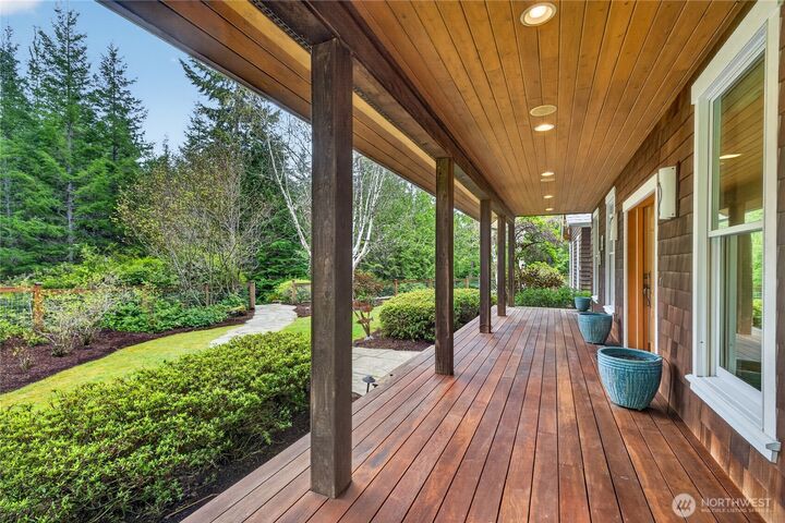 Property Photo:  3589  Davie Lane  WA 98260 