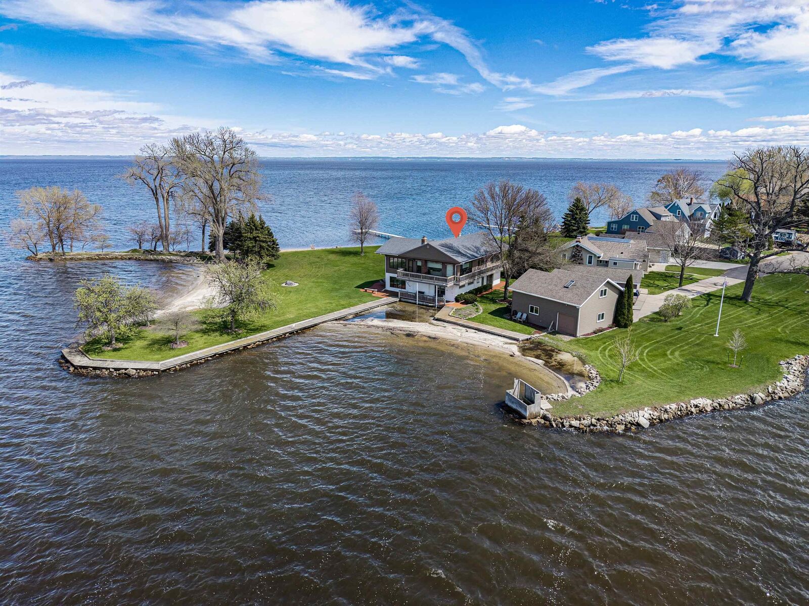 Property Photo:  2384 Hickory Lane  WI 54901-2520 