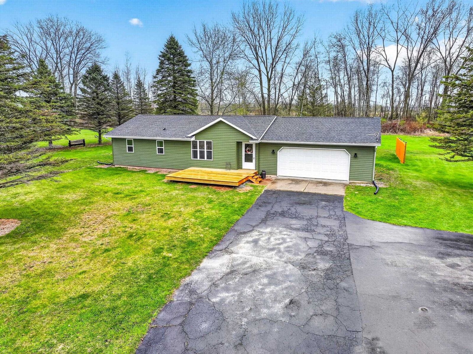 Property Photo:  W3903 Adolph Road  WI 54165 
