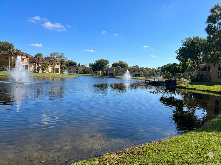 Property Photo:  4767 Via Palm Lakes 206  FL 33417 