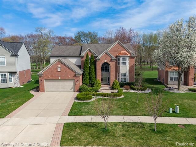 Property Photo:  48742 Tanglewood Drive  MI 48044 