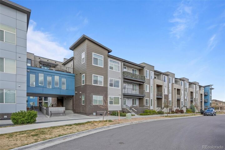 Property Photo:  480 E Fremont Place 206  CO 80122 