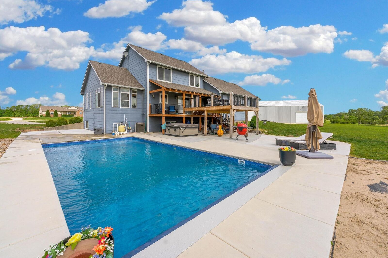 Property Photo:  1460 E 117th Ct N  KS 67135 