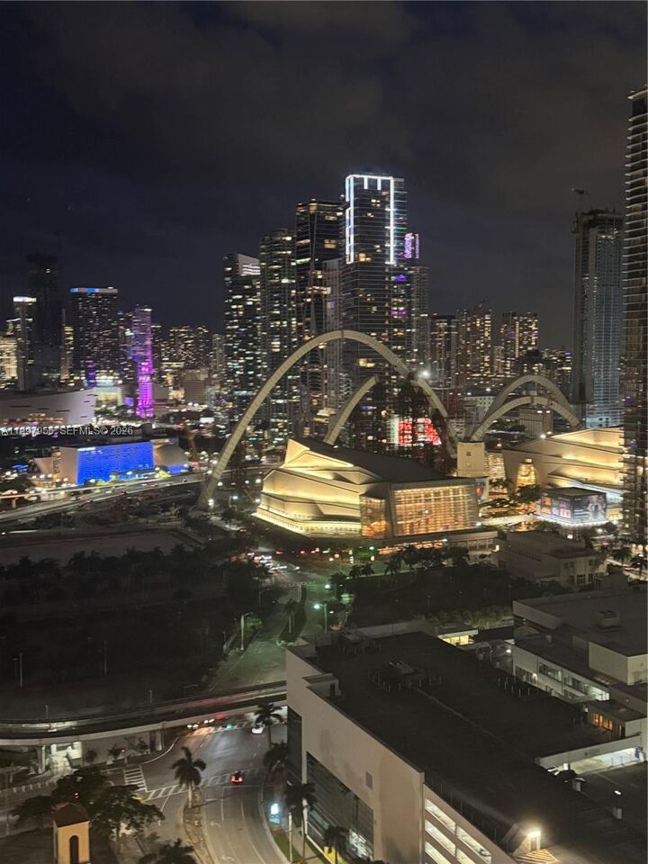 Property Photo:  1717 N Bayshore Dr A-3455  FL 33132 