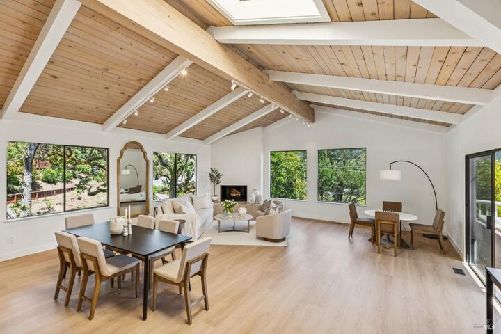 Property Photo: 17 Longwood Drive CA 94901