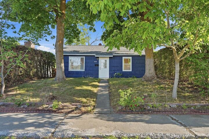 Property Photo: 2434 W Wabash Ave WA 99205