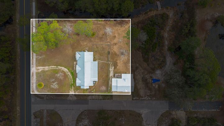 Property Photo: 1105 Gray Avenue FL 32322