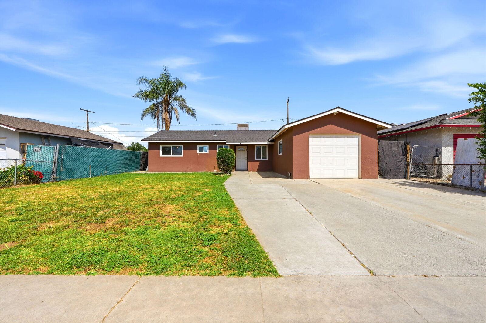 Property Photo:  708 S Van Ness Street  CA 93274 
