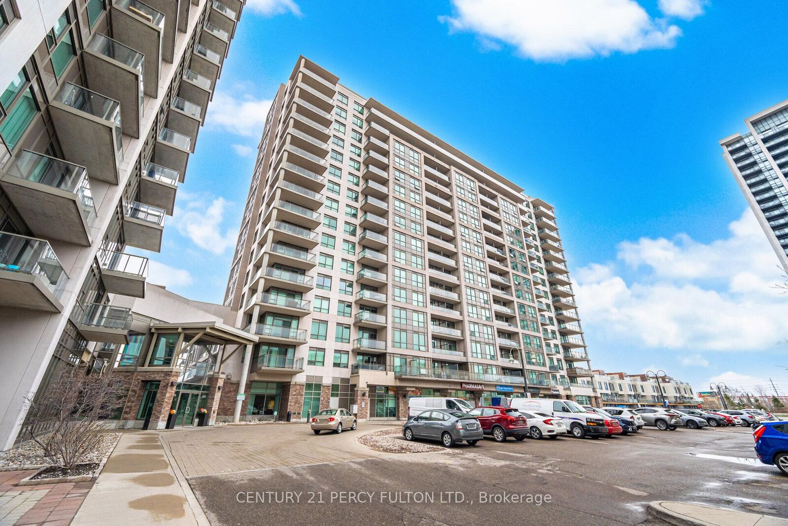 Property Photo:  1235 Bayly Street 702  ON L1W 1L7 