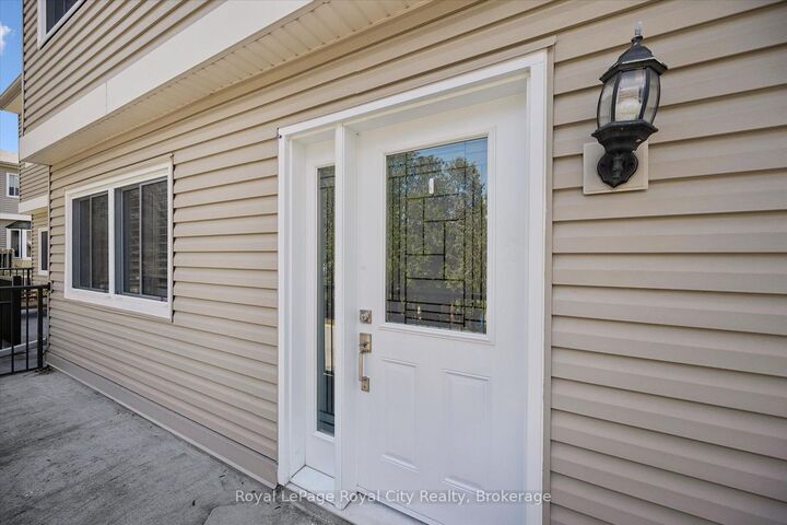 Property Photo: 295 Water Street 21 ON N1G 2X5