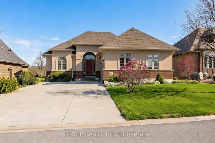 Property Photo: 32 Magnolia Lane ON L3B 6H9