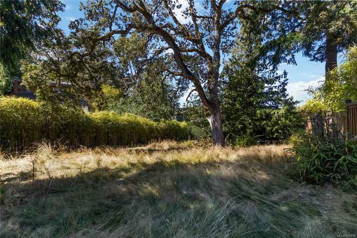 Property Photo:  933 Woodhall Dr  BC V8X 3L7 