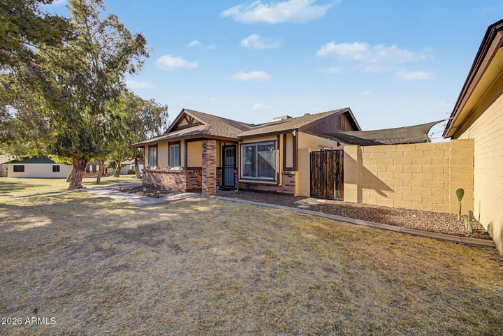 Property Photo:  5135 E Evergreen Street 1253  AZ 85205 