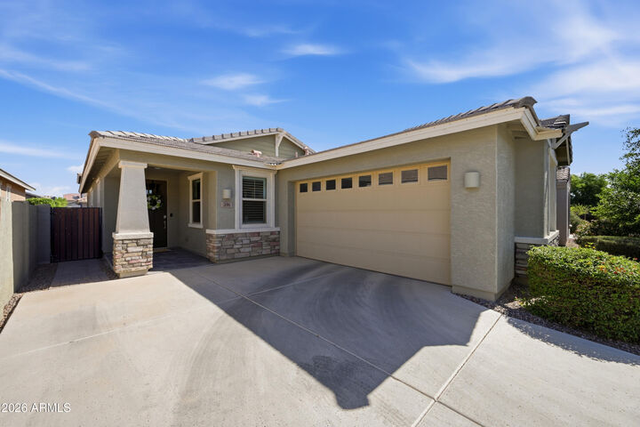 Property Photo:  296 W Organ Pipe Drive  AZ 85140 