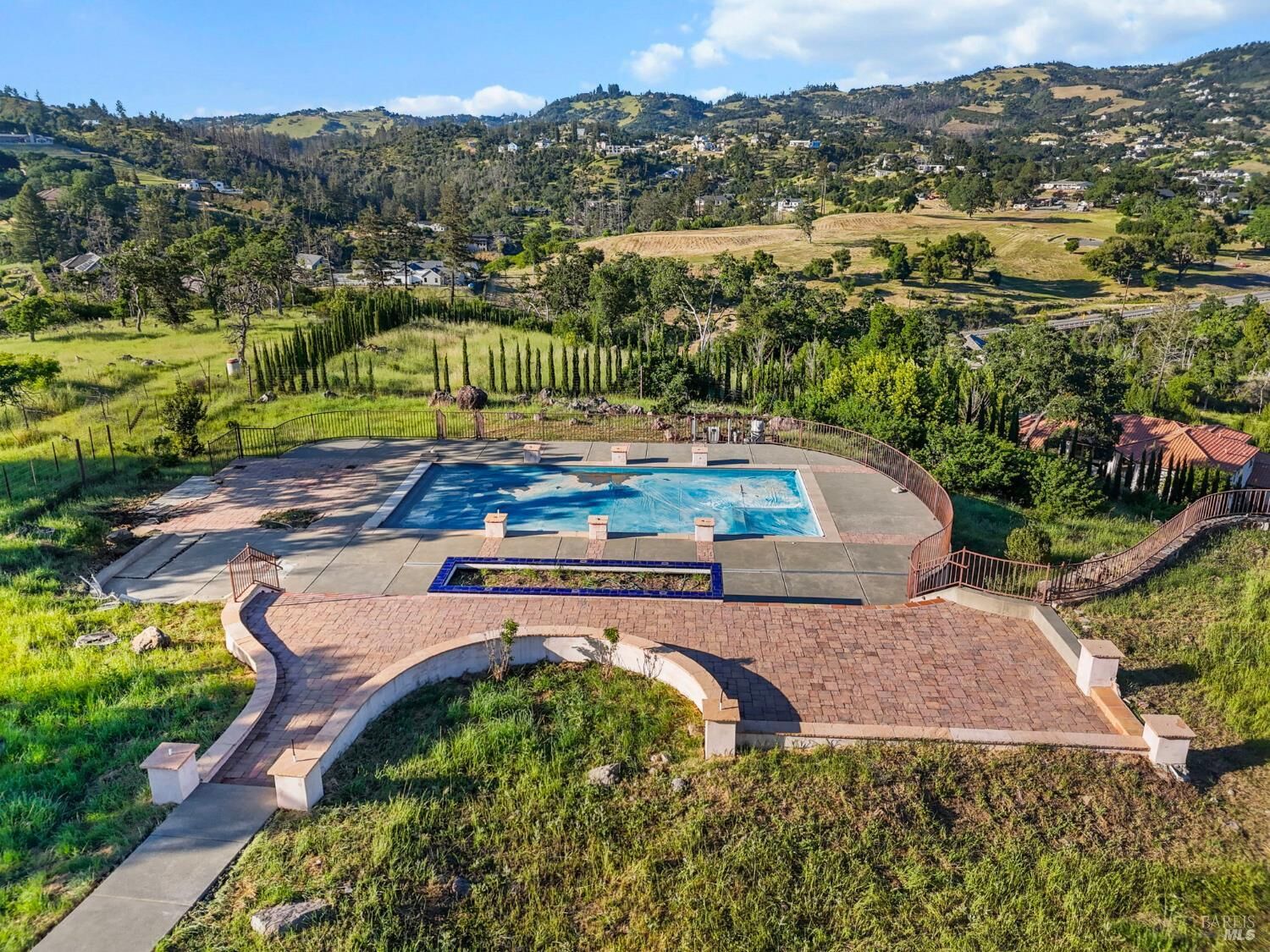 Property Photo: 3981 Skyfarm Drive CA 95403