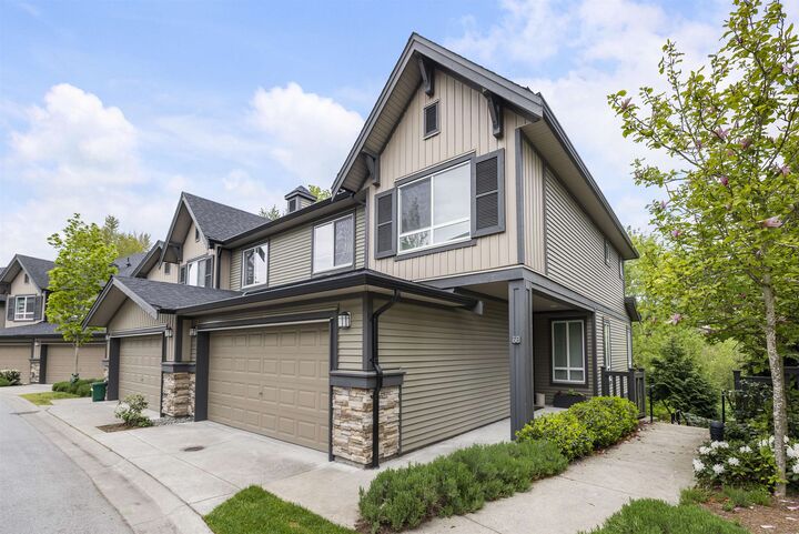 Property Photo: 30930 Westridge Place 68 BC V2T 0H6
