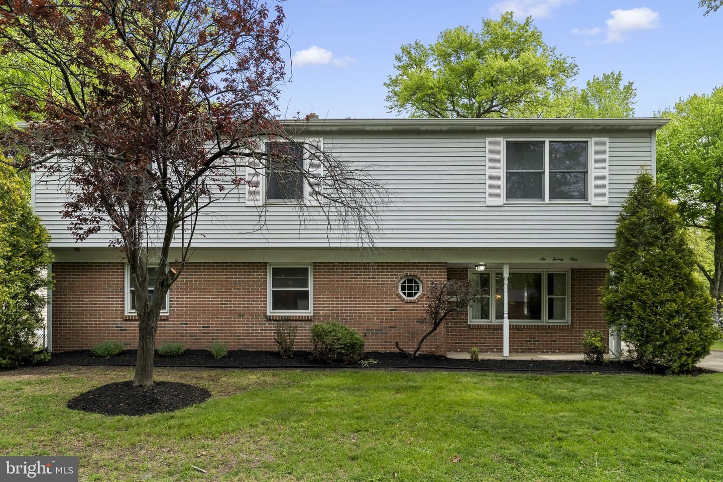 Property Photo:  621 S Forklanding Road  NJ 08052 