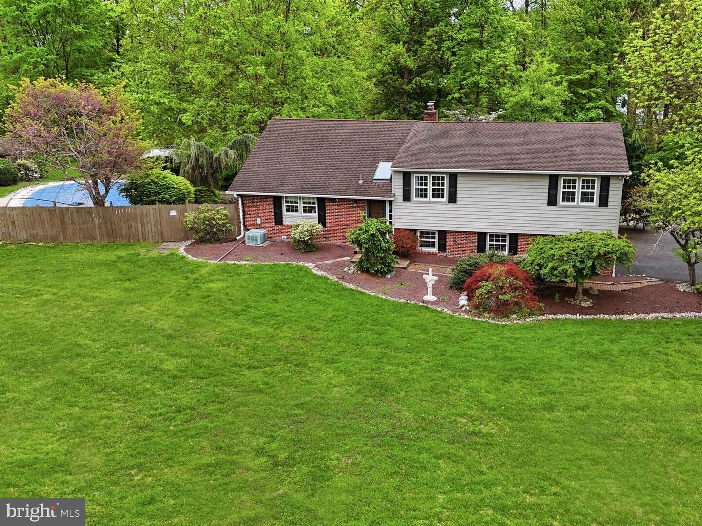 Property Photo:  1340 Clearview Drive  PA 18929 