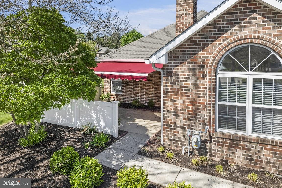 Property Photo:  104 Village Way 16C  PA 19460 