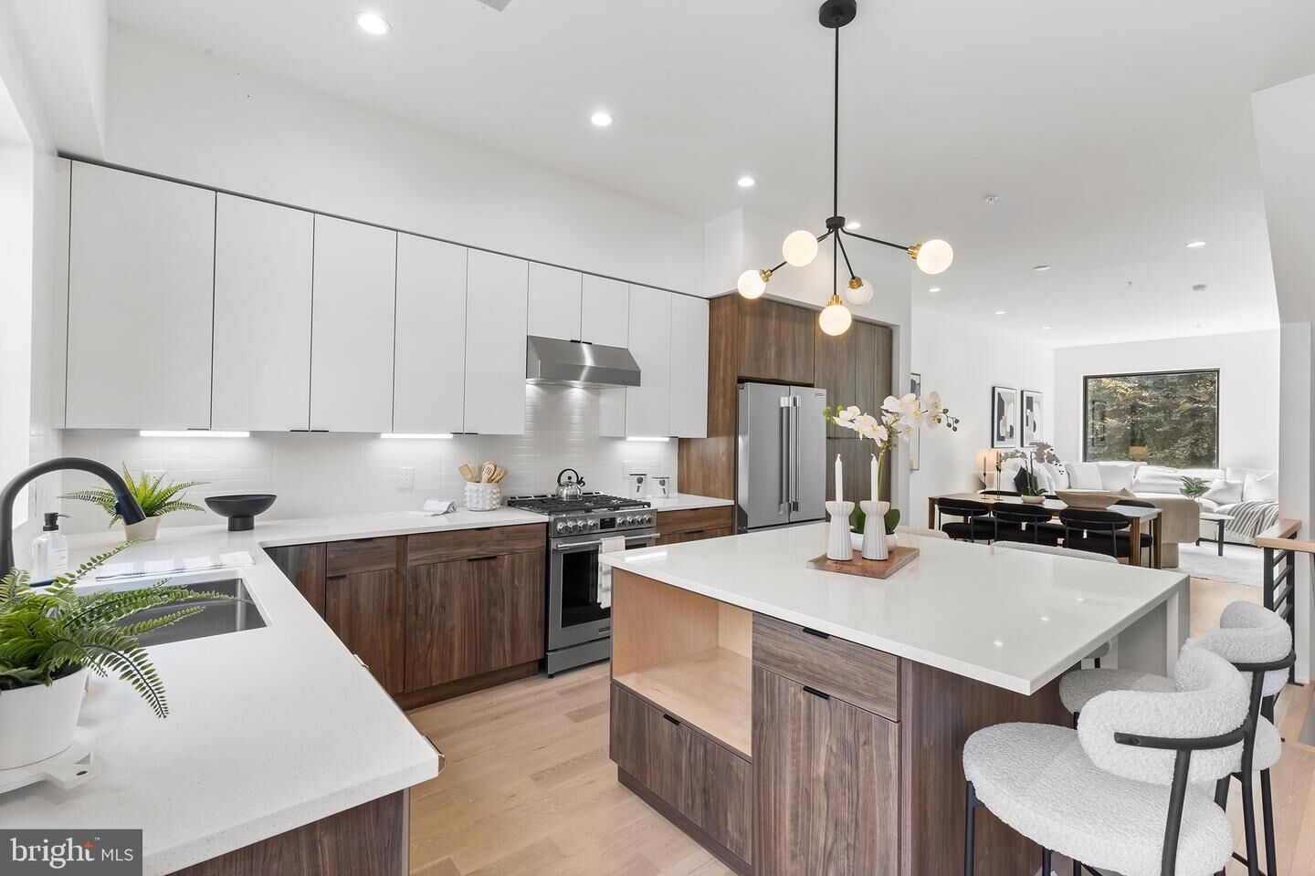 Property Photo:  269 Delmar Street  PA 19128 