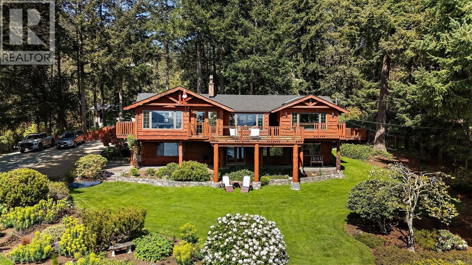 Property Photo: 539 Bayview Place BC V9L 5X7