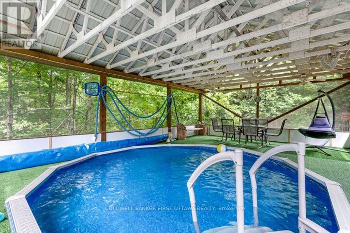 Photo de la propriété:  1102 Ebbs Bay Road  ON K7C 0C5 