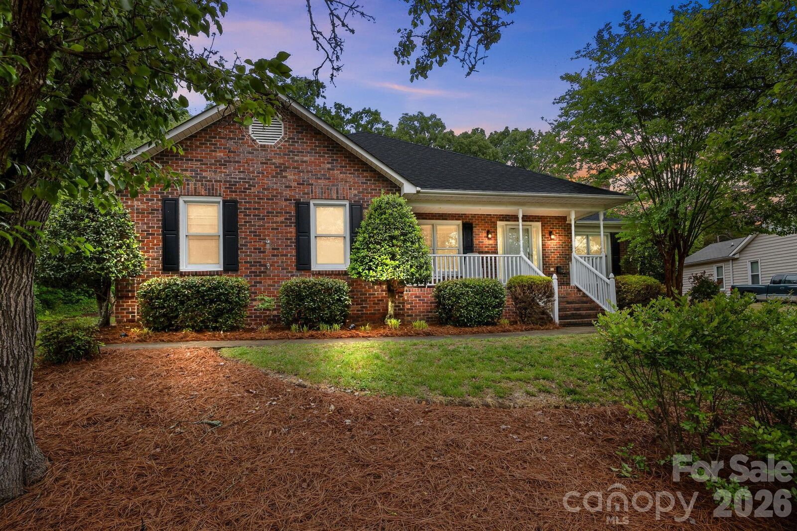 Property Photo:  11331 Mendora Drive  NC 28215 