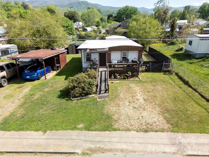 Property Photo:  114 Brook Street  NC 28786 