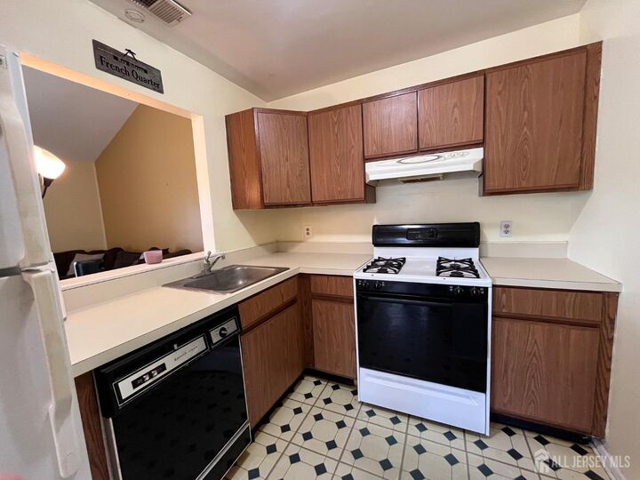 Property Photo:  1807 Bayhead Drive  NJ 08859 