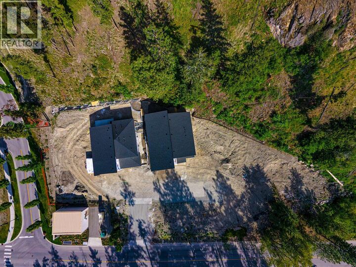 Photo de la propriété: 487 Clifton Road North BC V1V 1H1
