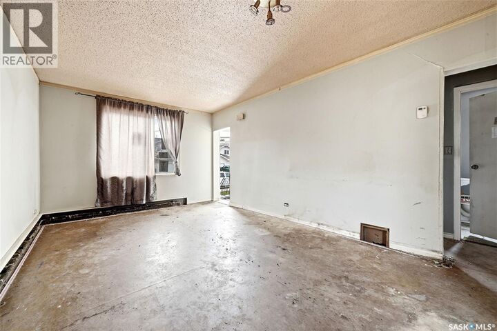 Property Photo:  2221 Atkinson Street  SK S4N 3X2 
