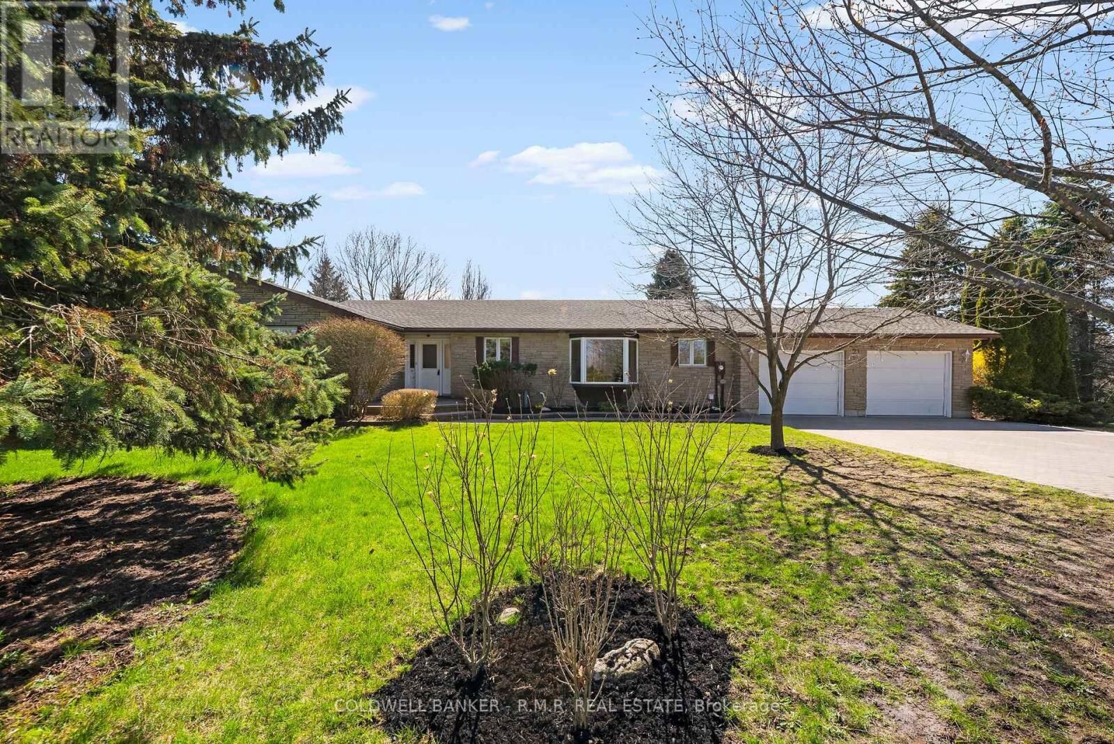 Property Photo:  21 Skye Valley Drive  ON K9A 0Y9 