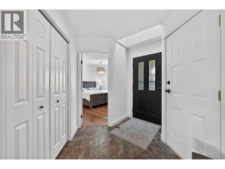 Property Photo:  1575 Springhill Drive 5  BC V2C 2N9 