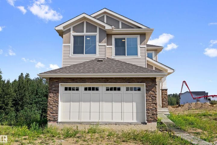 5921 Raven Crescent NW — photo 1