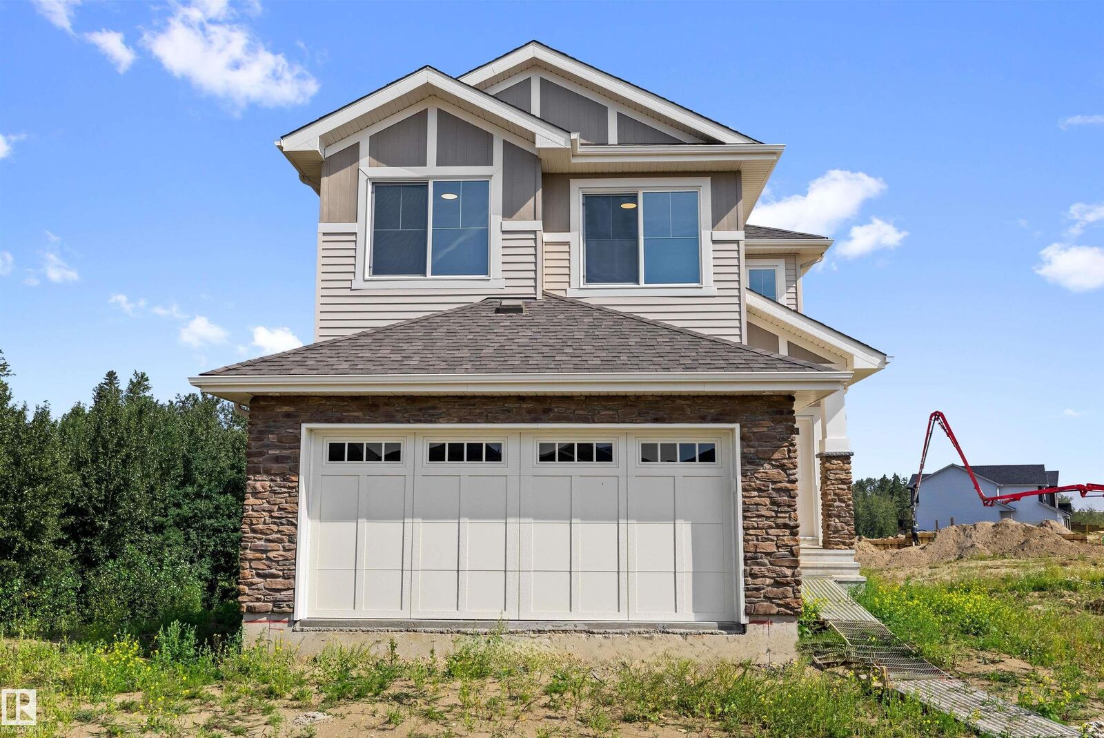 Property Photo: 5921 Raven Crescent NW AB T5S 0S8