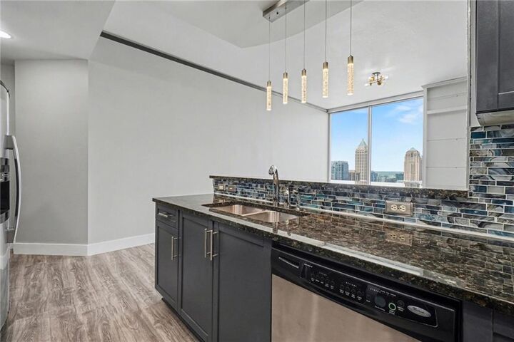 Property Photo:  855 Peachtree Street NE 2906  GA 30308 