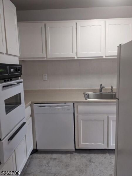 Property Photo:  52 Cottage St 1G  NJ 07079 