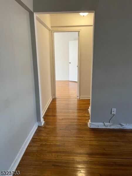 Property Photo:  15 Fairview Ave 5  NJ 07079 