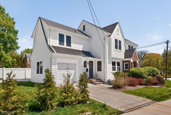 Property Photo: 909 Ridgewood Rd NJ 07041