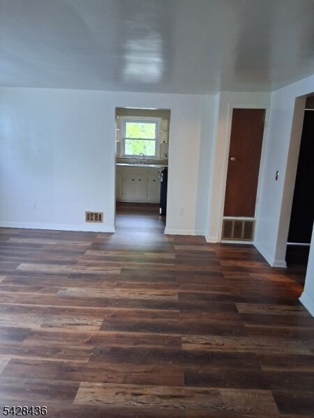 Property Photo:  269 Lincoln St  NJ 07017 